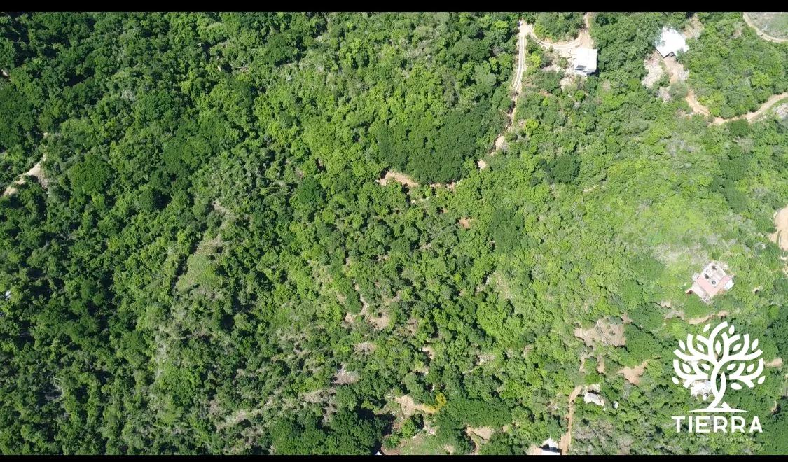 Azimut — vista al Pacífico